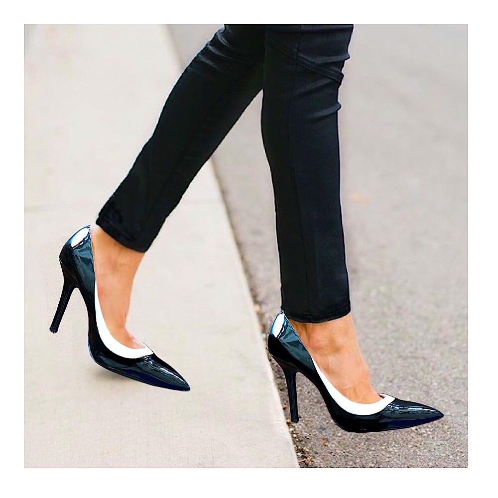 BCBGeneration Black & White Patent Leather Pumps!!